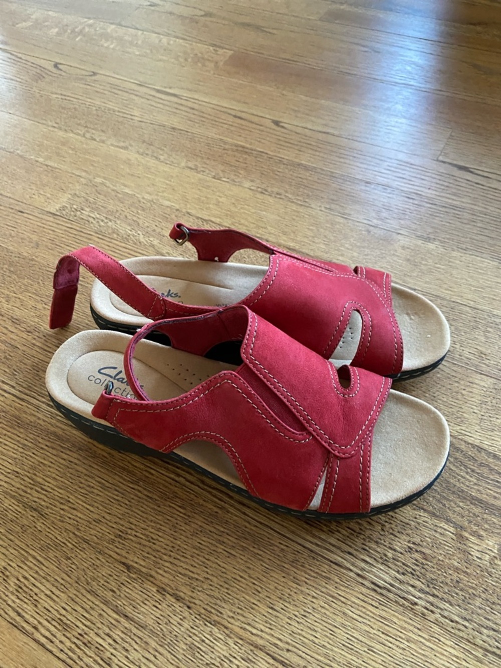 Clarks 8.5 W Merliah Style red leather sandals comfort wide office/work/vacation